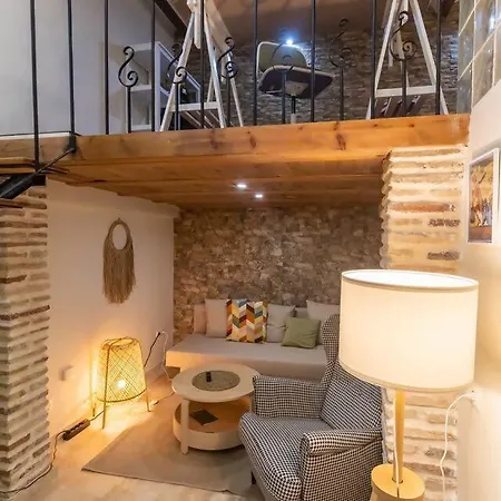 Sh Casa De La Catedral. En El Centro De La Ciudad. *