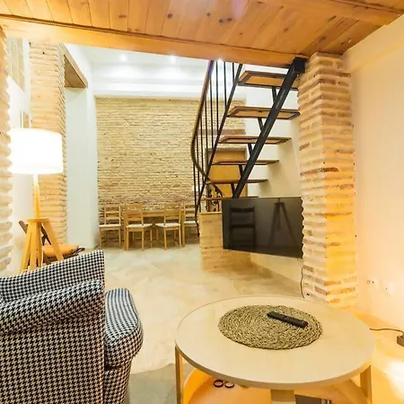 Sh Casa De La Catedral. En El Centro De La Ciudad. *