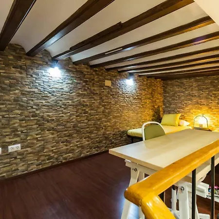 Sh Casa De La Catedral. En El Centro De La Ciudad.